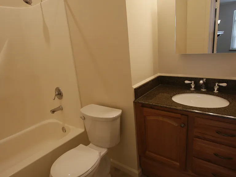 615 Mason St #1 — Photo 13