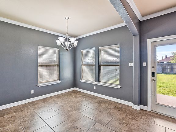 5th image of 2582 Date Palm Dr