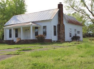 1686 Pine Hill Rd, Dover, AR 72837