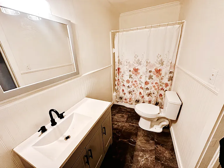 410 5th St S #3 — Photo 8