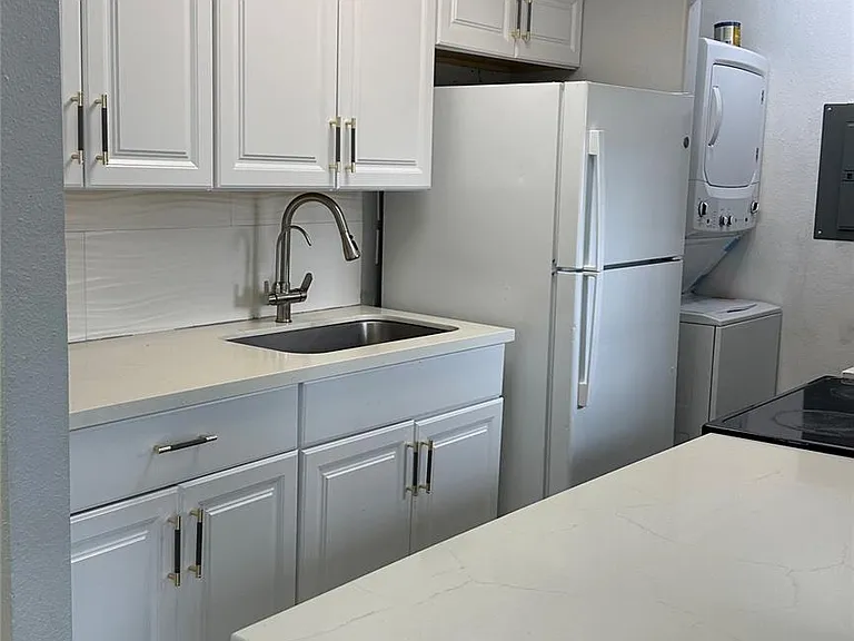 9550 Deering Dr #208 — Photo 11