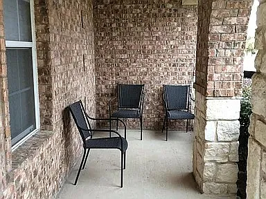 2784 Sunlight Dr — Photo 3