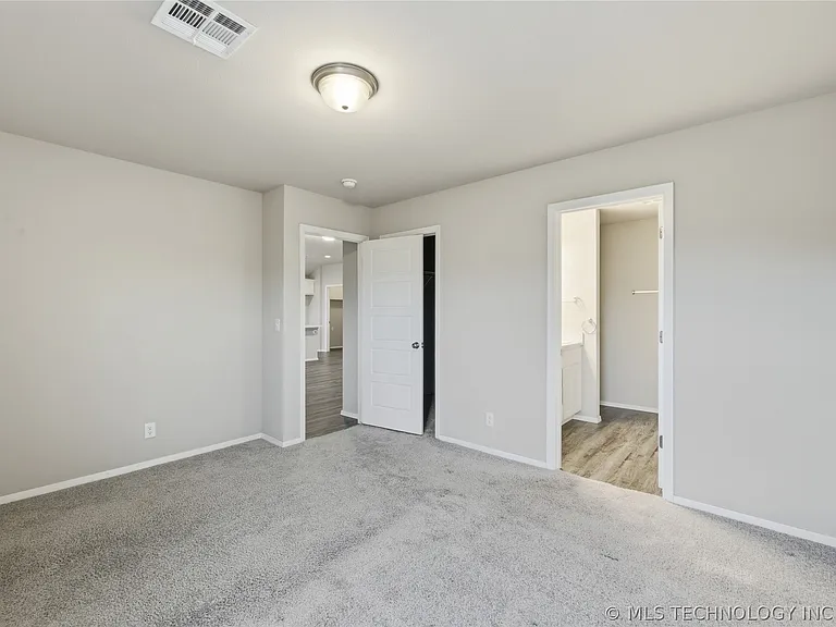 8501 E 162nd St S — Photo 16