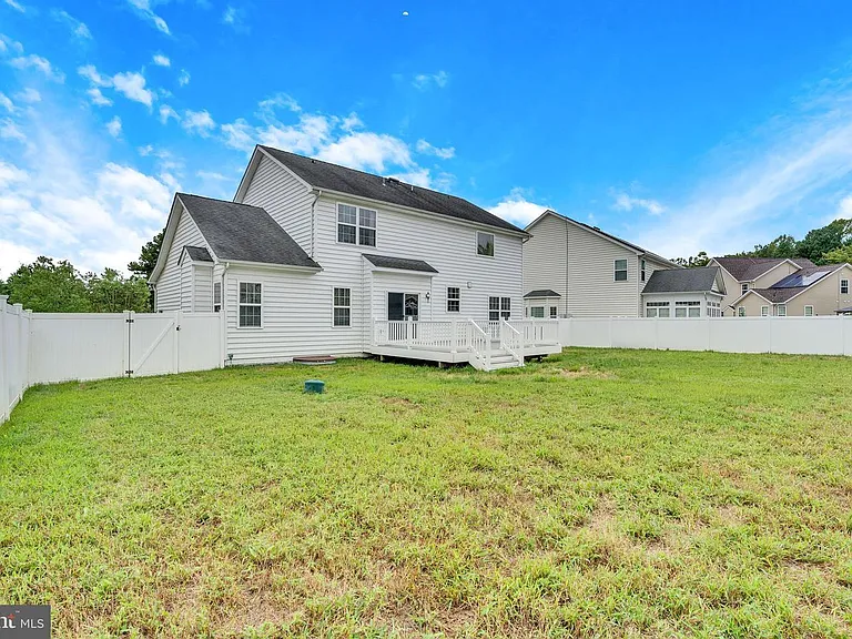 24340 Broad Creek Dr — Photo 25
