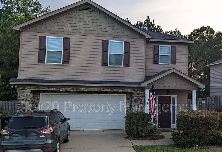 7471 Coppice Dr — Photo 1