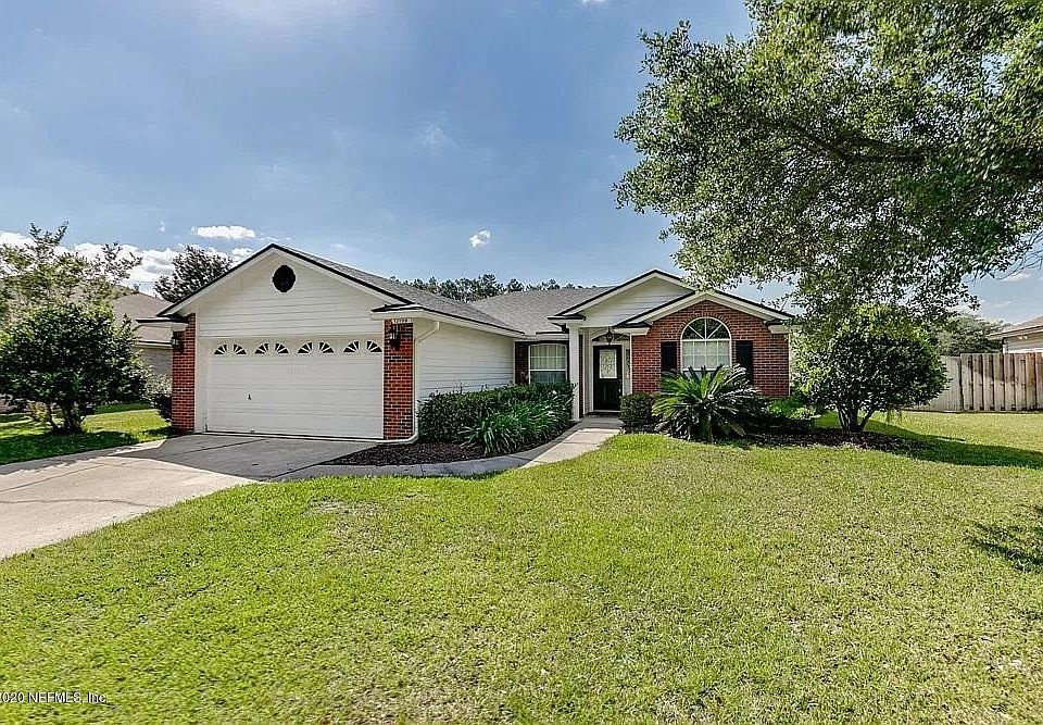 1st image of 12198 Silver Saddle Dr