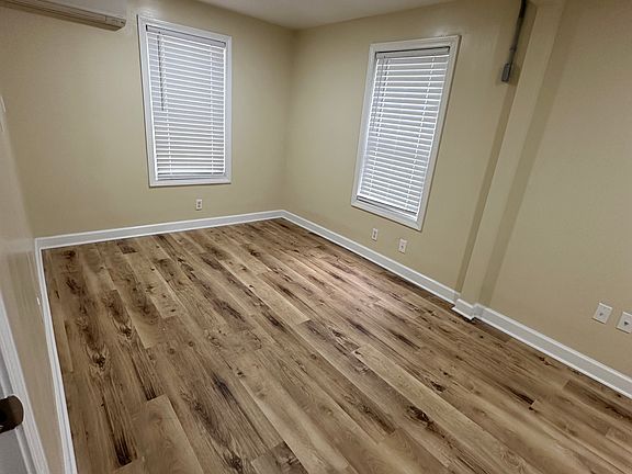 5th image of 94 W Main St #2