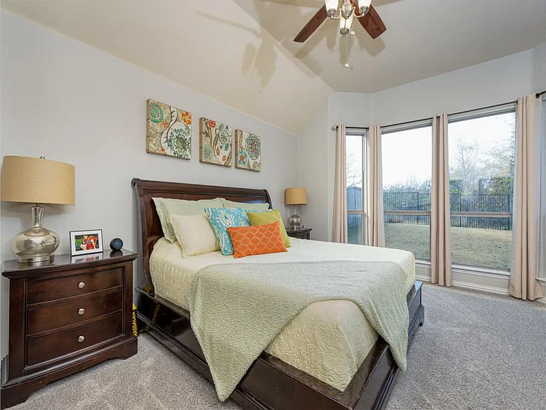 360 Falstaff Dr — Photo 11