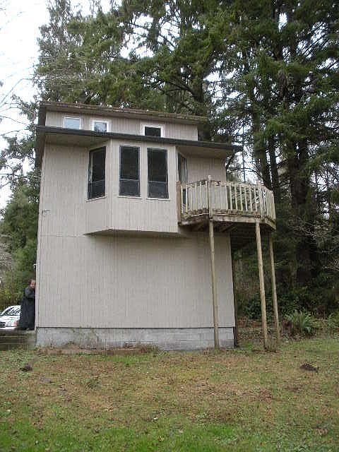 1st image of 6020 Fern Ave