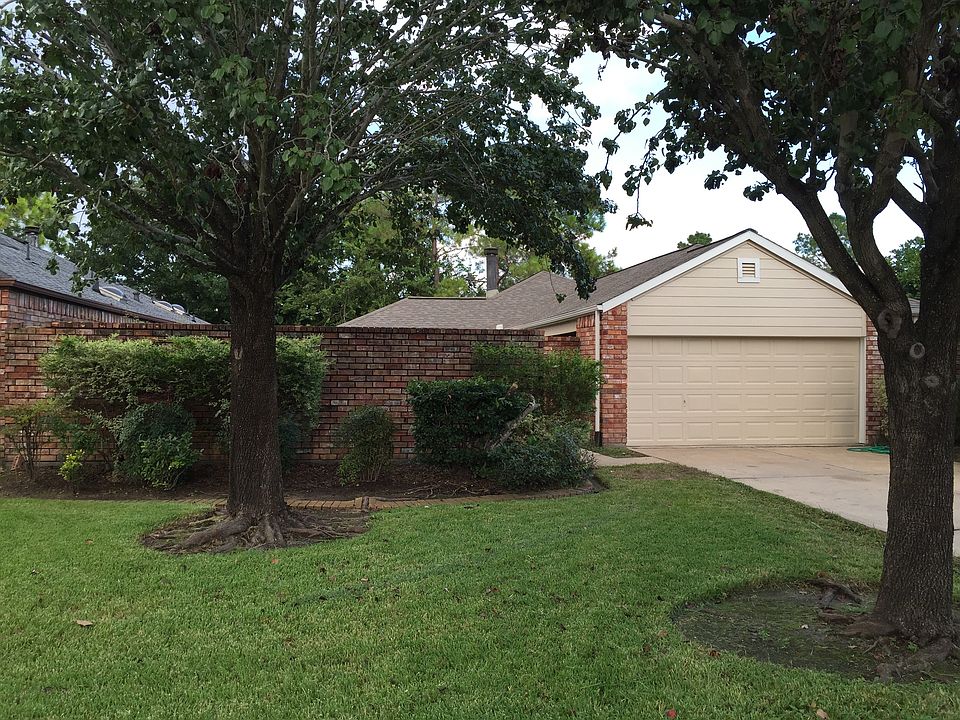 1st image of 1923 Summerfield Pl