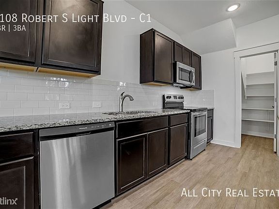 2nd image of 1108 Robert S Light Dr #C1