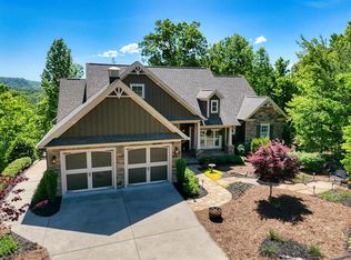 70 Pine Top Dr, Clayton, GA 30525