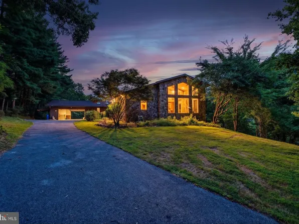 4513 Timbery Dr, Jefferson, MD 21755