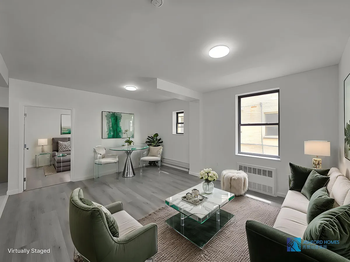 Building Photo - 1548 W 8th St #1RR