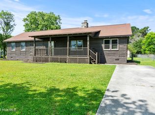 279 Riggs Rd, Hubert, NC 28539