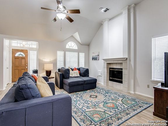 4th image of 1550 Mooreshill Dr