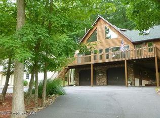 216 Buck Ridge Dr, Drums, PA 18222