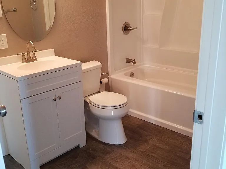 2922 Haynie Ave — Photo 3