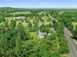 1326 Hebron Ave, Glastonbury, CT 06033