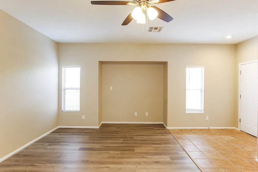3 bed, 2.0 bath, 1625 sqft, $2,300 — Photo 3