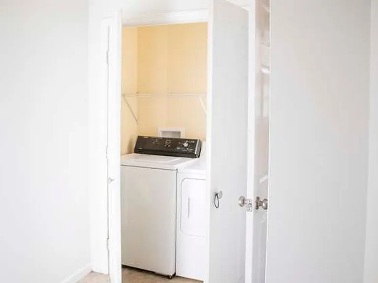 4032 Walker Blvd — Photo 15