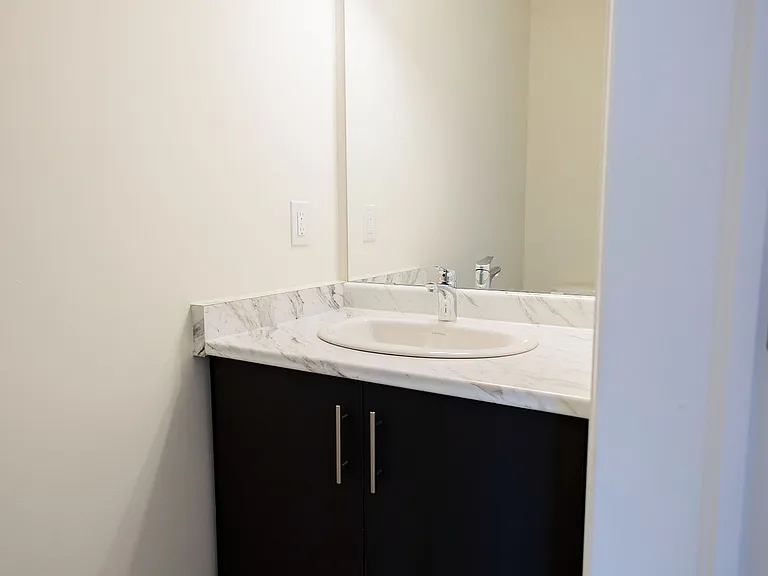 20 Molnar Cres — Photo 18