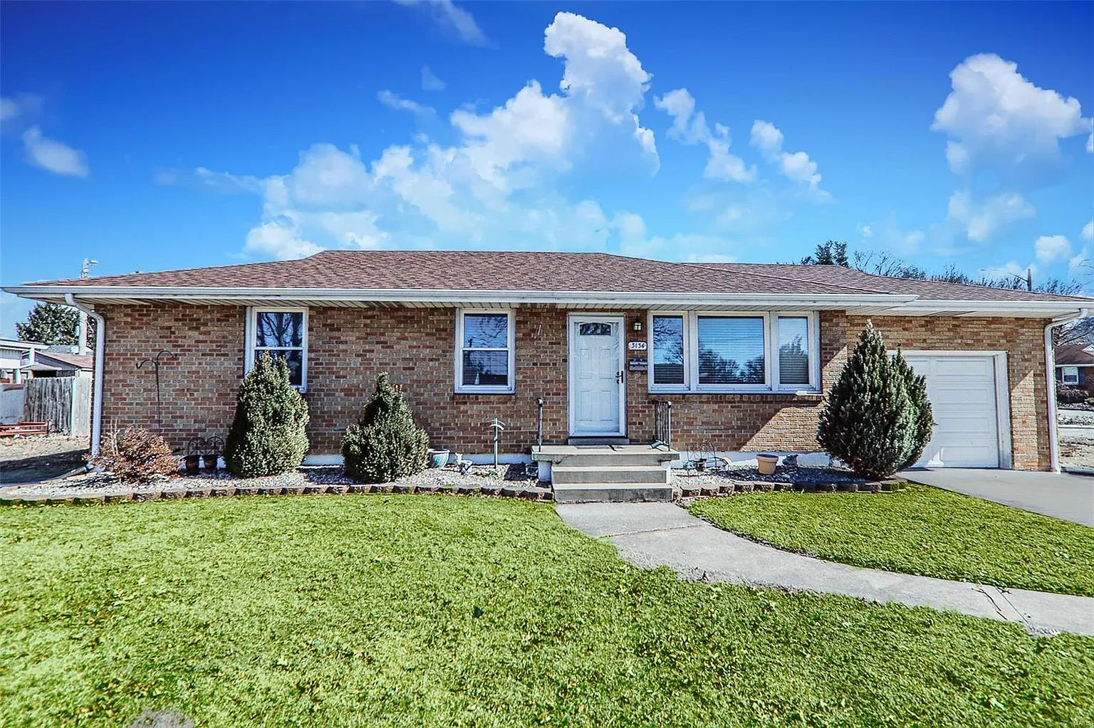 3136 Myrtle Ave photo 1