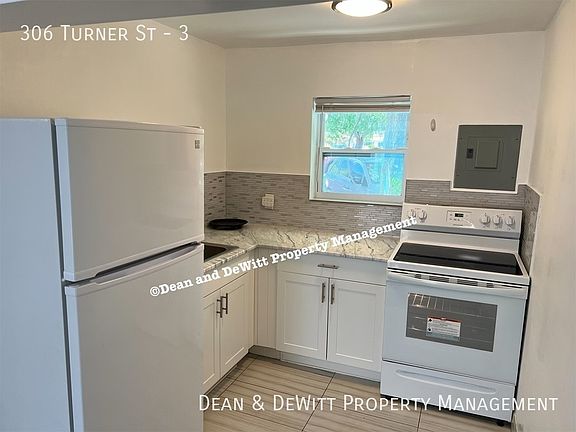 3rd image of 306 Turner St #3