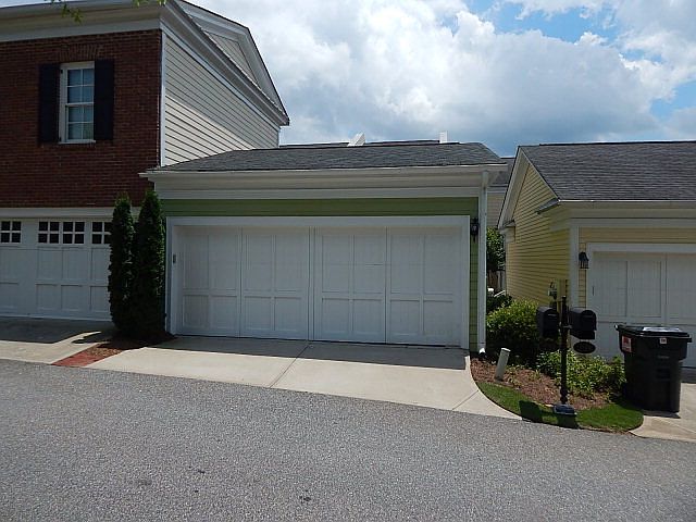 2nd image of 293 Westpark Dr