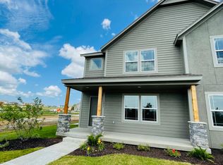 16957 W 164th Ter, Olathe, KS 66062