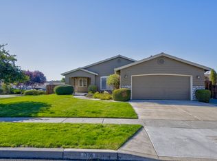 1305 NE Tucson Way, Bend, OR 97701