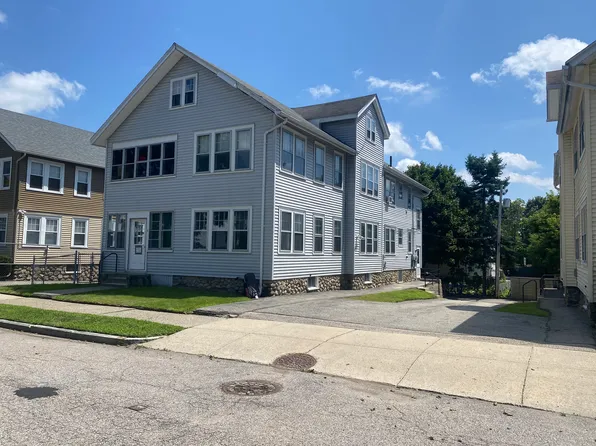 4 Ruth St #1, Worcester, MA 01602