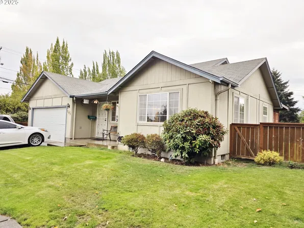 795 Red Cedar Ct, Eugene, OR 97401