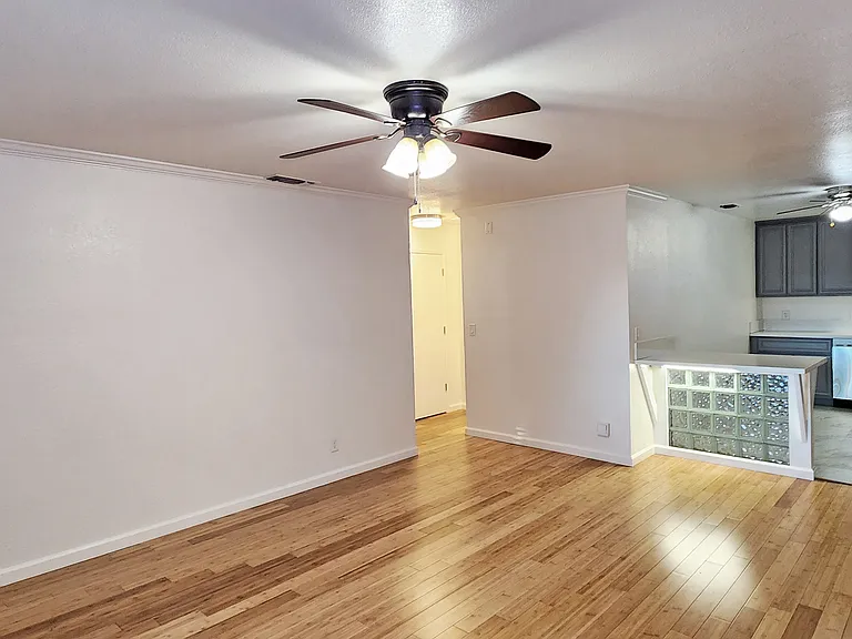 1430 V St #2 — Photo 3
