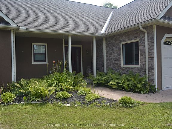 2nd image of 52 Nicklaus Dr