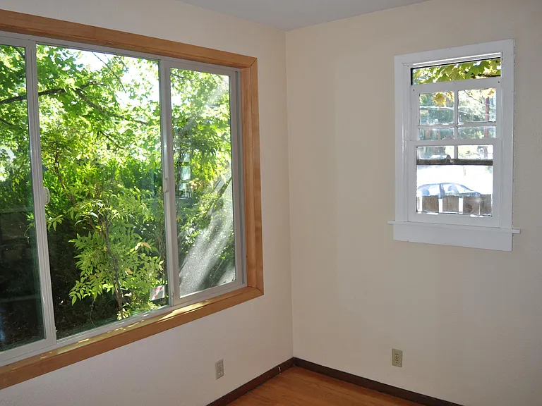 3107 NW Grant Ave — Photo 4