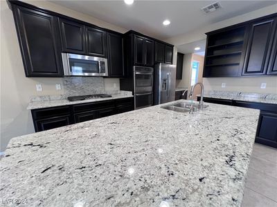 7421 Old Compton St, Las Vegas, NV, 89166