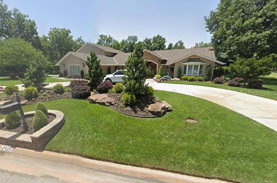 1st image of 2420 Rockwood Rd