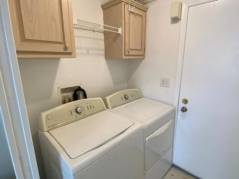 23 McCormick Rd — Photo 18