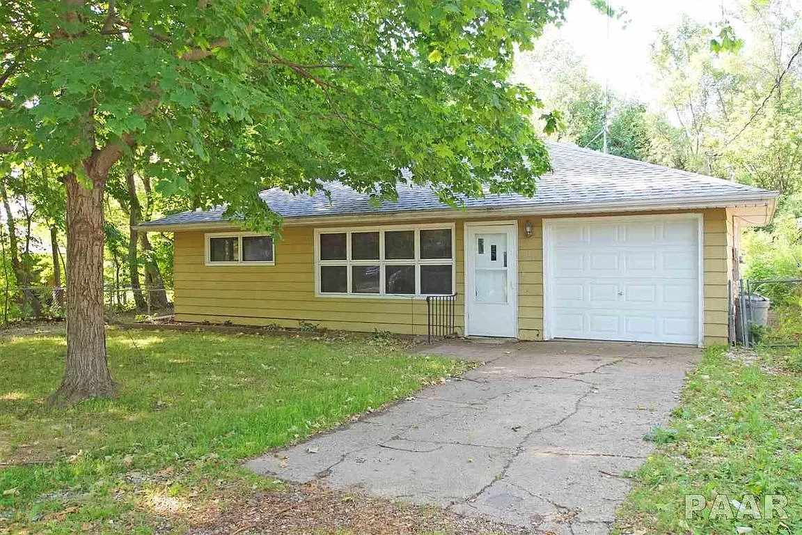 1608 E Hendryx Pl photo 1