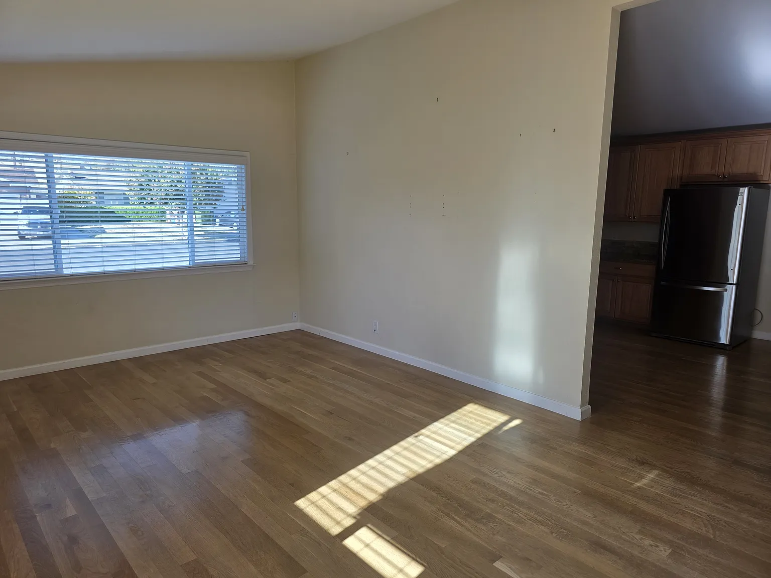 3 bed, 1500 sqft, $3,800 — Photo 3