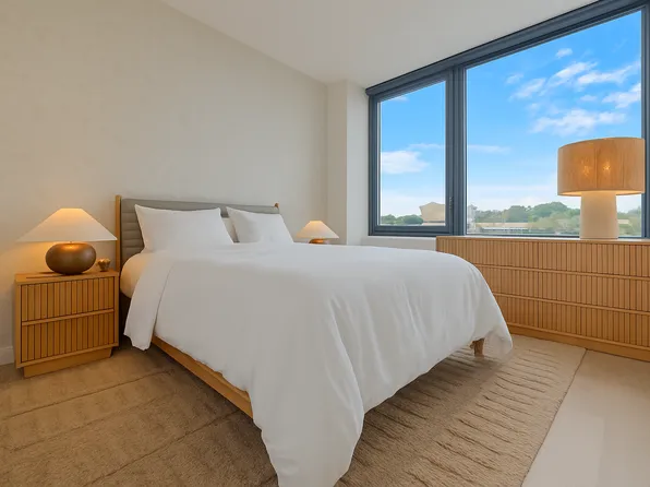 201 25th Street image 6 of 19