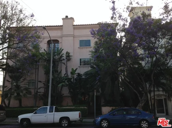1818 Greenfield Ave #101-302, Los Angeles, CA 90025