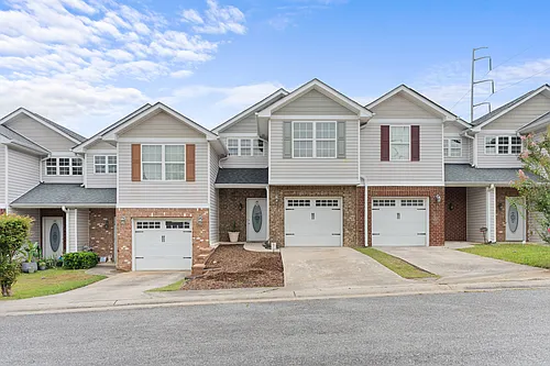 105 Yearwood Dr Photo 1