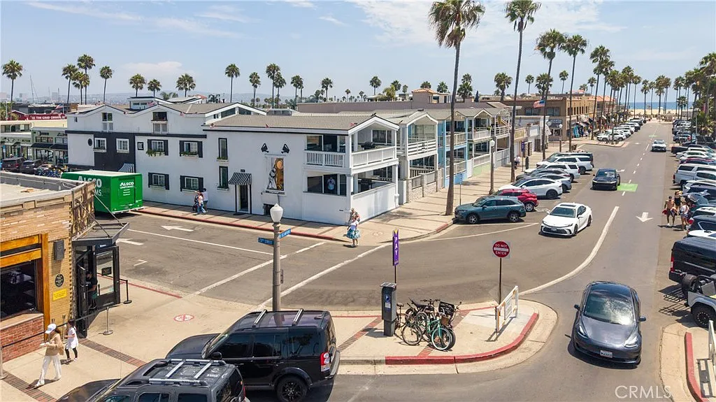 3 bed, 2000 sqft, $14,000 — Photo 3
