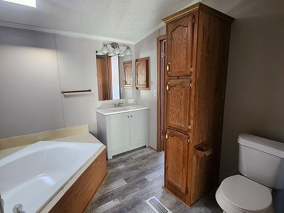 5th image of 8515 Barkwood Cir #27
