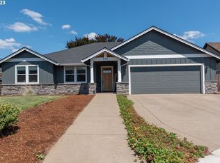 790 NW 11th Ave, Canby, OR 97013