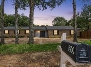20 Victor Dr, Longview, TX 75601