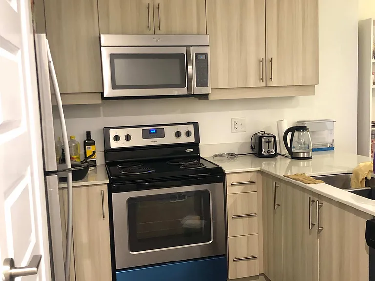 158 King St N #1005 — Photo 1