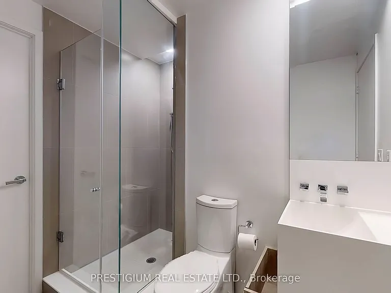 1 Bloor St E #4204 — Photo 26